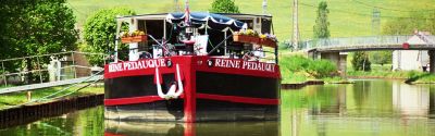 La Reine Pedauque mooring in the Ouche valley